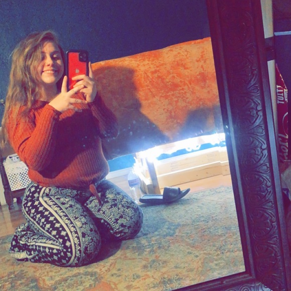 Meet your Posher, Hayley - Picture 7 of 9